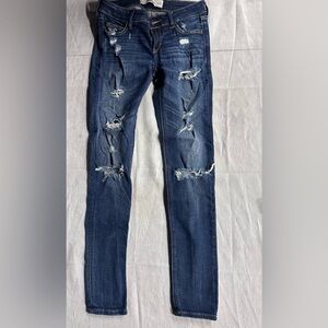 Hollister Women's Blue Distressed Jeans